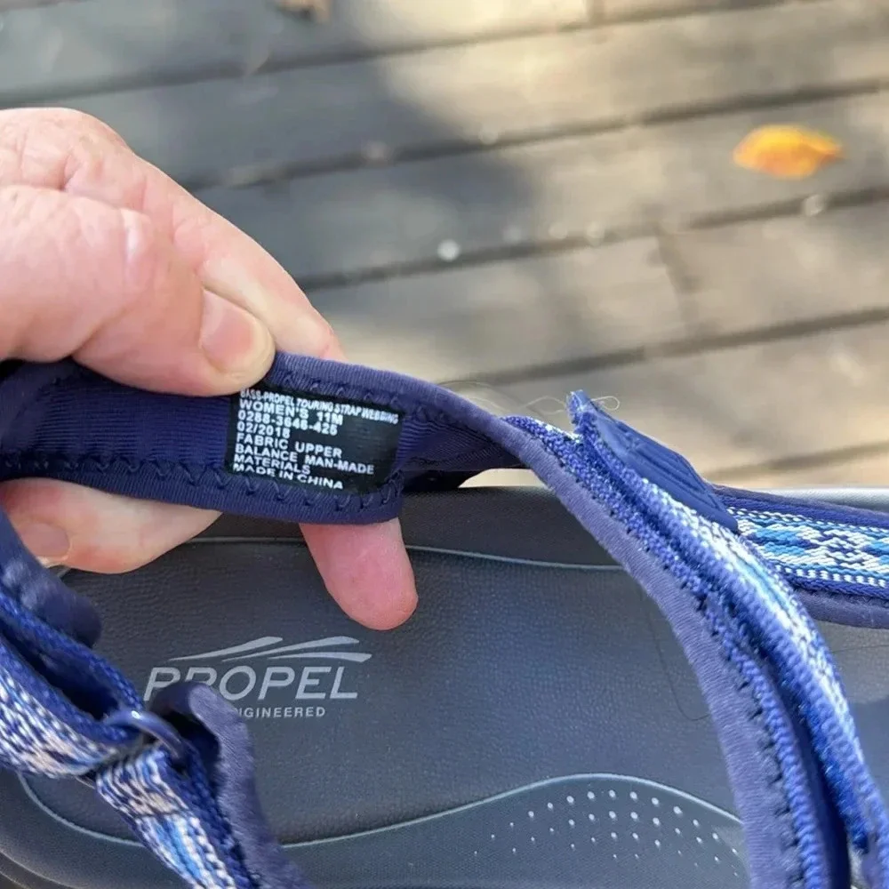 NWT Propel by G.H. Bass blue waking sandals size 11